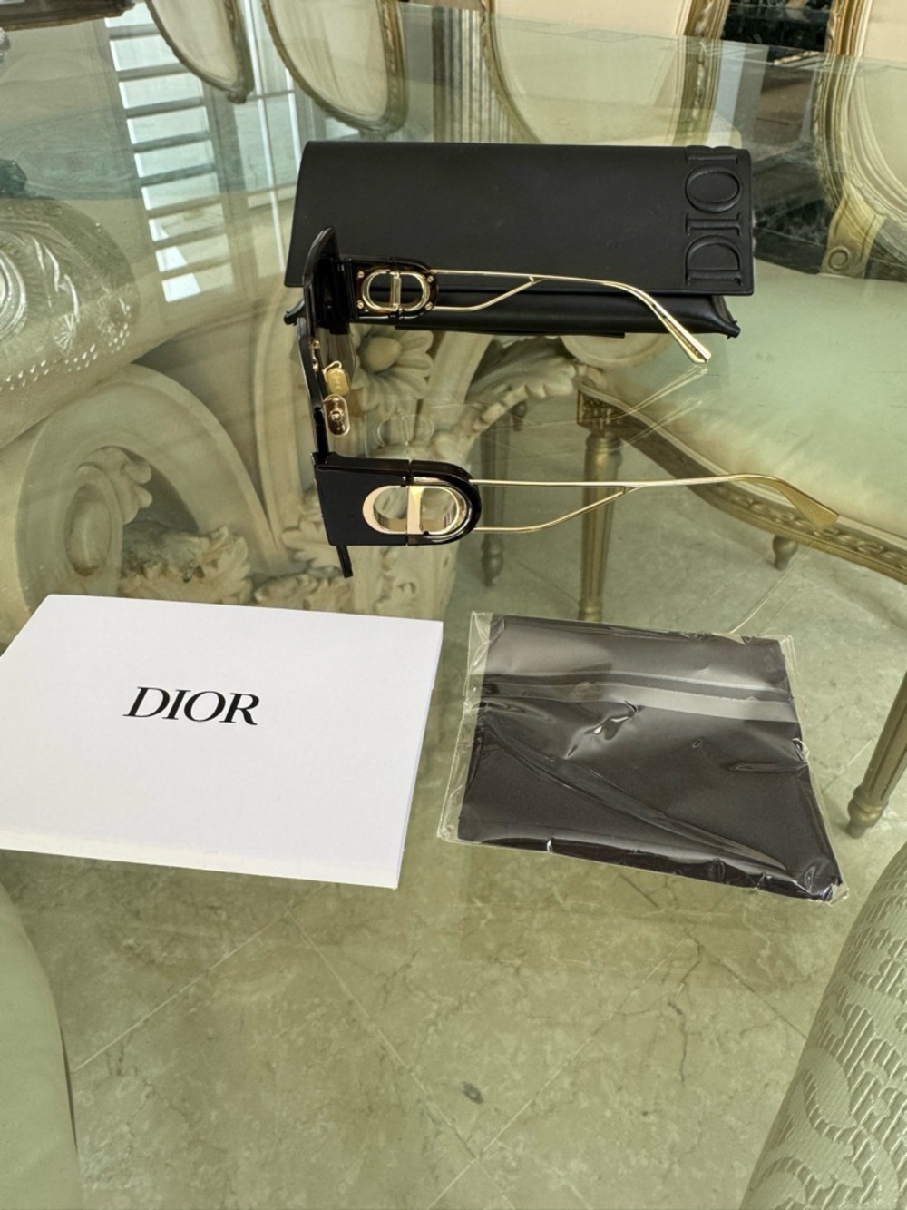 Dior Black and Gold Square-Frame Sunglasses - Picture 4 of 5
